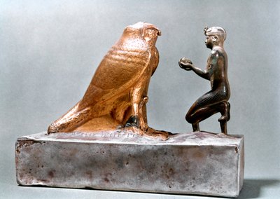 Taharqa a sólyom Hemen előtt, ókori egyiptomi, Kr.e. 7. század alkotó: Unbekannt