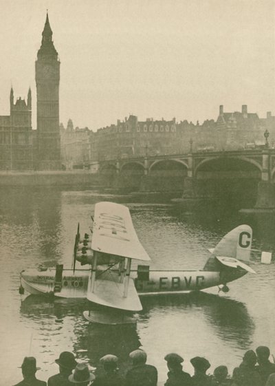 A Calcutta Flying-Boat kikötve a Temzénél a Parlamenttel szemben, 1927 alkotó: Unbekannt