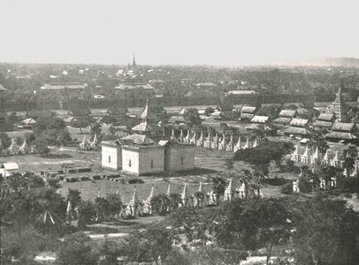 A négyszázötven templom, Mandalay, Burma, 1895. alkotó: Unbekannt