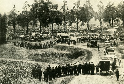 A németek civileket tartóztatnak le a belgiumi Visében, 1914 augusztusában, 1920 körül. alkotó: Unbekannt