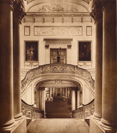 A nagy lépcsőház a Buckingham-palotában, 1935 alkotó: Unbekannt