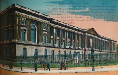 A Louvre-palota oszlopcsarnoka, Párizs, 1920 alkotó: Unbekannt