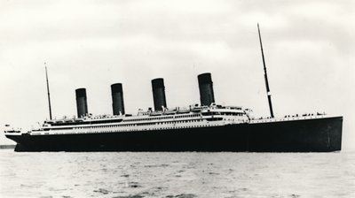 Az RMS Titanic elhagyja Southamptont, 1912. április 10. alkotó: Unbekannt