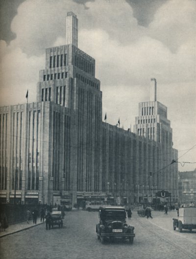 A munkásnegyedben épült Karstadthaus toronyszegélyes miséje, 1935 alkotó: Unbekannt