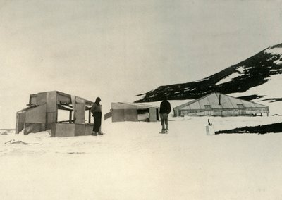 The Winter Quarters of the Discovery Expedition at Hut Point, 1908, 1909. alkotó: Unbekannt