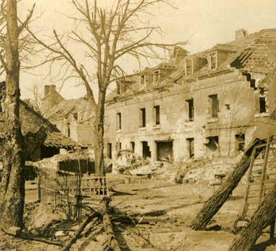 Az észak-franciaországi soissonsi üveggyár, 1914-c1918 alkotó: Unbekannt