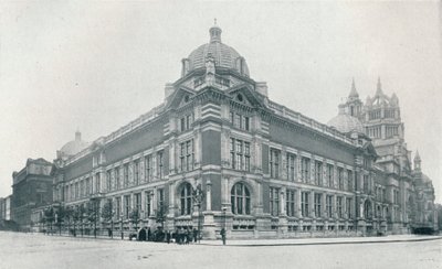 Az új Victoria and Albert Múzeum 1909. június 26-án nyílt meg alkotó: Unbekannt