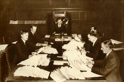 A jelenet a Lord Chancellors irodájában... Általános választás, 1923, 1935. alkotó: Unbekannt