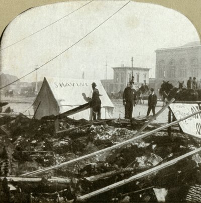 Valódi szemcsésség – Borbélyfestmény tábla az egykori hely járdájára feszített sátoron, 1906. alkotó: Unbekannt