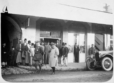 A francia idegenlégió két tisztje, Szíria, XX. század alkotó: Unbekannt