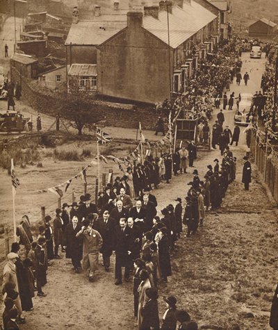 Üdvözölték Monmouthshire-ben – Edward király az Abertilleryben, 1936. nov., 1937. alkotó: Unbekannt