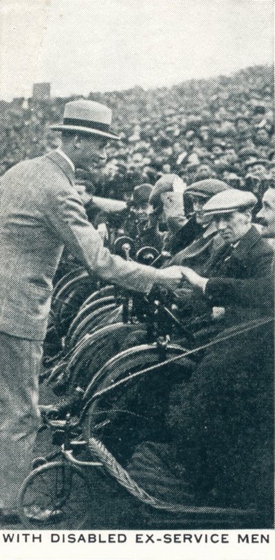 Fogyatékos volt szolgálati férfiakkal, 1922 1937 alkotó: Unbekannt