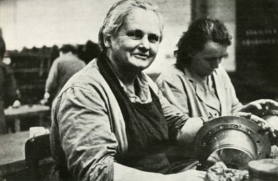 Női repülőgép-karbantartó és -javító munkások, Dél-Wales, II. világháború, c1939-c1944, 1946. alkotó: Unbekannt