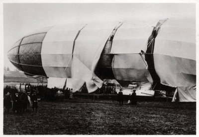 Zeppelin LZ2 a megsemmisítése után, 1906 1933 alkotó: Unbekannt