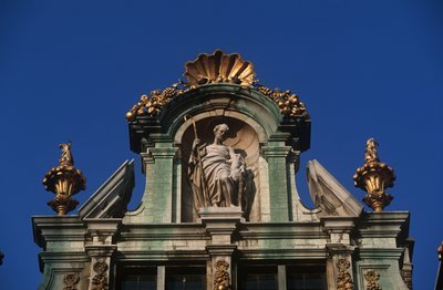 Belgium, Brüsszel, Grand Place, építészeti részlet alkotó: Benjamin Baud