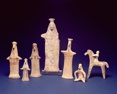 Boeotian Group: Álló, guggoló figurák és egy lovas, Kr.e. 600-550 (festett terrakotta) alkotó: Unbekannt