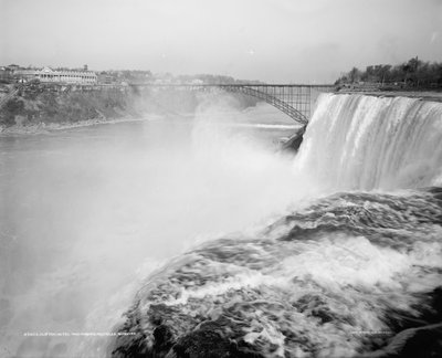 Clifton Hotel és American Falls, Niagara alkotó: Unbekannter Künstler