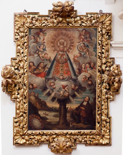 Kollégiumi egyház. Belül. Festés. (A Remény Szűzanya). Szöveg egy medalionban: „PORTRÉ ALL THE MIL CROSA Imajen DNUESTRA S DL Esperanza A Hasonló: Fernando de ZILLLa Faña iezi rodela Villa Riue mde el Tajo ter mi?to esta villa”. aláírva? és alkotó: Unbekannt