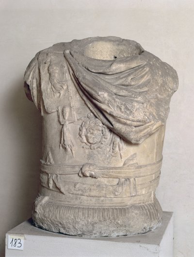 Cuirass, római (márvány) alkotó: Unbekannt