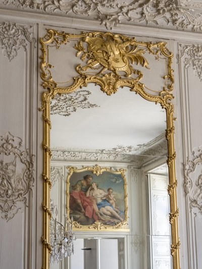 Jég- és tükörjátékok, Aurore és Cephale tükörképe, Francois Boucher (1703-1770) festménye. Herceg szobája. Hotel de Soubise, Párizs alkotó: Unbekannt