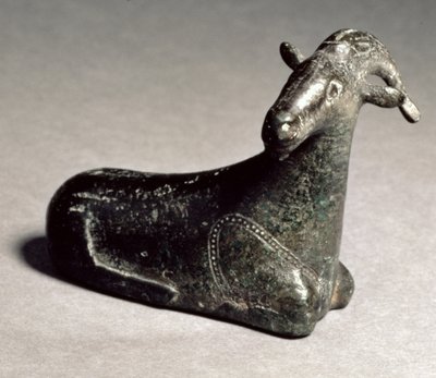 Üreges öntött kecskefigura, kelet-görög, archaikus korszak, ie 550 körül (ólommal töltött bronz) alkotó: Unbekannt