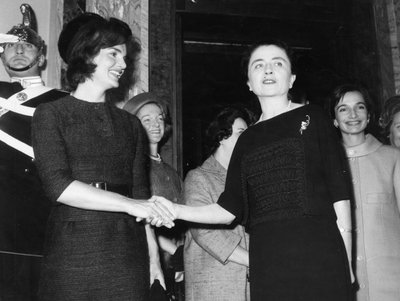 Jacqueline Kennedy Carla Gronchival. Róma. 1962. alkotó: Unbekannt