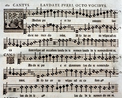 A Laudate Pueri zsoltár zenéjének oldala Thomas Luis de Victoria 8 hangjával alkotó: Unbekannter Künstler