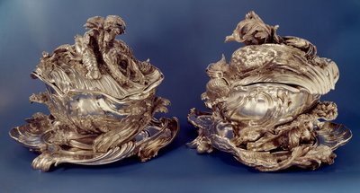 Pair of soup tureens made for the Duchess of Kingston by Juste Aurele Meissonier alkotó: Unbekannt