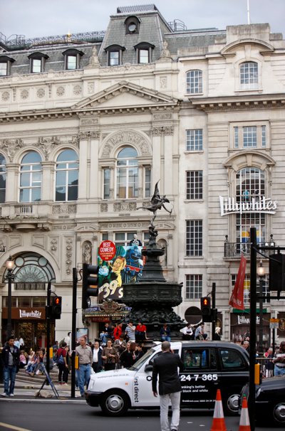 Piccadilly Circus, London (fotó) alkotó: Unbekannt