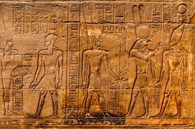 Megkönnyebbülés, új élet lehelet a fáraóba, a luxori templomba, Thébába, Egyiptomba, Afrikába (fotó) alkotó: Unbekannter Künstler
