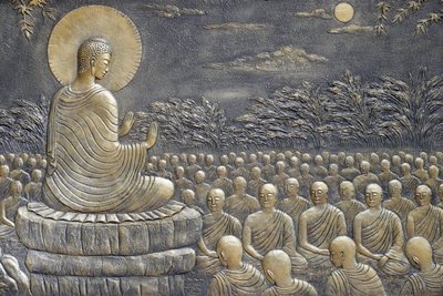 Tinh Xa Ngoc Chau buddhista templom, A Buddha élete, Siddhartha Gautama, Buddha a tanítványokkal, tanítás, Buddha arra buzdította első hatvan Arahant tanítványát, hogy menjenek különböző irányokba, hogy hirdesse a Tant,   Chau Doc, Vietnam, 2018 (ph alkotó: Unbekannt