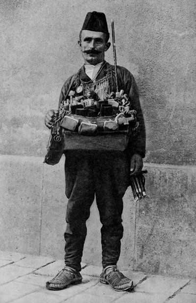 Pulyka. Keleti autolycus árulja áruit a piacon. 1920 alkotó: Unbekannt