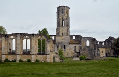 La Sauve Maggiore látképe, La Sauve-Maggiore apátság Gironde-ban. XI. század. alkotó: Unbekannter Künstler