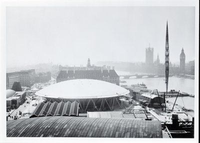 Kilátás az 1951. május 4-én megnyitott, a Brit Fesztiválra épített Discovery Kupolájára (f/w fotó) alkotó: Unbekannt
