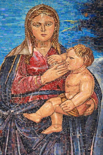 Szűz és gyermek. Guatemala. Angyali üdvözlet-bazilika, Názáret, Izrael alkotó: Unbekannt