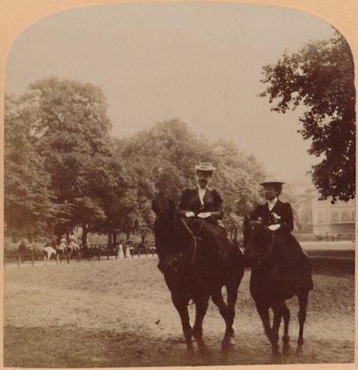 An Early Morning Ride, Rotten Row, Hyde Park, London, Anglia, 1896. alkotó: Underwood and Underwood