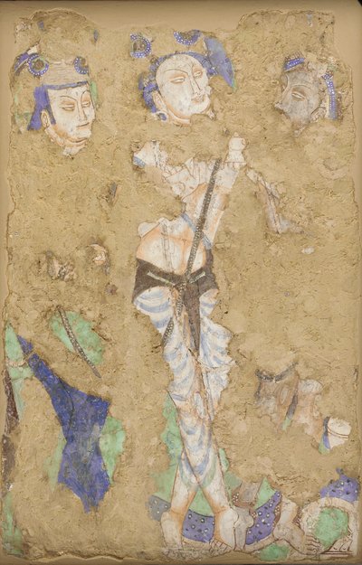 Három alak, a 224-es barlangból alkotó: Unidentified
