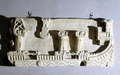Dombormű, amely Pisa régi kikötőjét ábrázolja. Észrevesszük a kikötőhöz való hozzáférést akadályozó láncokat, amelyeket Genova trófeaként vitt el a Korzika elleni meloriai csata után. Genova, Pegli Tengerészeti Múzeum. 1290. alkotó: Unknown artist