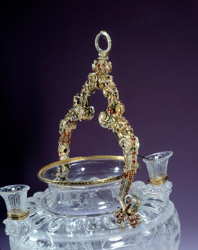 Hegyikristály váza fogantyúja a Noe részegségét jelképezi. 1550 Párizs környékén. Louvre múzeum alkotó: Unknown artist