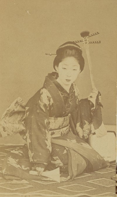 [Térdelő japán nő] alkotó: Unknown artist