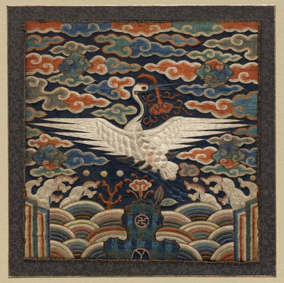Rangjelvény egyetlen daru motívummal alkotó: Unknown artist