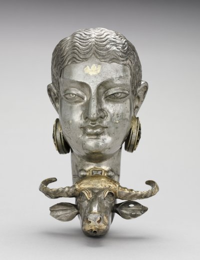 Nő és vízi bivaly Rhyton alkotó: Unknown artist