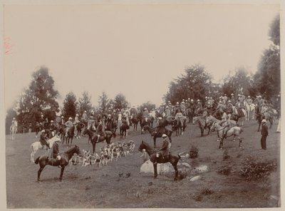 Brit és indiai lovasok az Ootacamund Hunt találkozóján alkotó: Unknown photographer