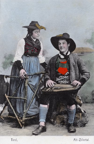 Pár népviseletben, Alt - Zillertal, Tirol (képeslap) alkotó: Unknown photographer