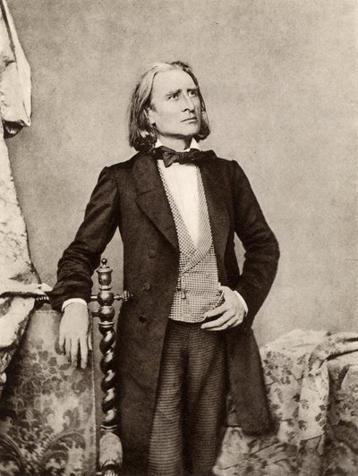 Liszt Ferenc (Ferencz) (1811-1886) magyar zongoraművész és zeneszerző (fekete-fehér fotó) alkotó: Unknown photographer
