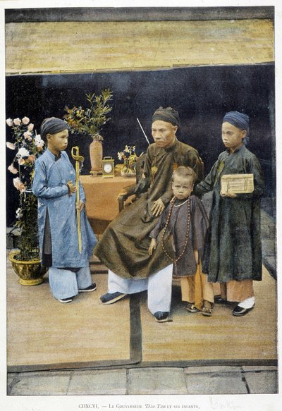Dao Tan kormányzó és gyermekei, 1895. vers, „A világ körül”, 19. század vége. alkotó: Unknown photographer