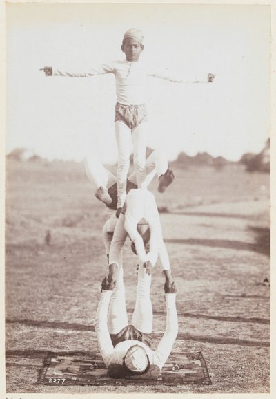Torna a gyakorlatok táborában, Delhiben alkotó: Unknown photographer