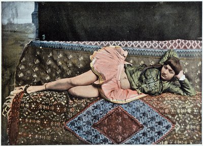 Perzsa teherán háremében - fotózás, 19. század vége alkotó: Unknown photographer