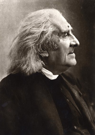 Liszt Ferenc (1811-1886) magyar zeneszerző és zongoraművész portréja. alkotó: Unknown photographer