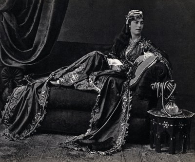 Egy török hölgy portréja. Fényképészet, 19. század vége, Párizs. Coll. Selva. alkotó: Unknown photographer